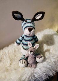 Kangaroe met baby in blauw